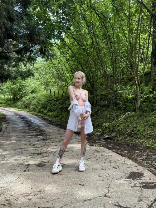 If it weren't for insects, I would walk naked in nature by Kittyybrownn