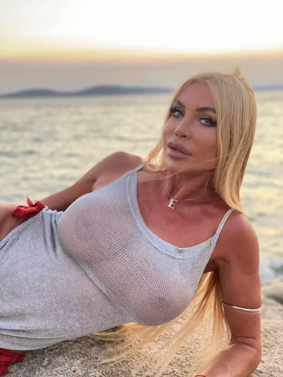 Isn't that too revealing an outfit for a grown woman? posted by Elizabeth_Diva