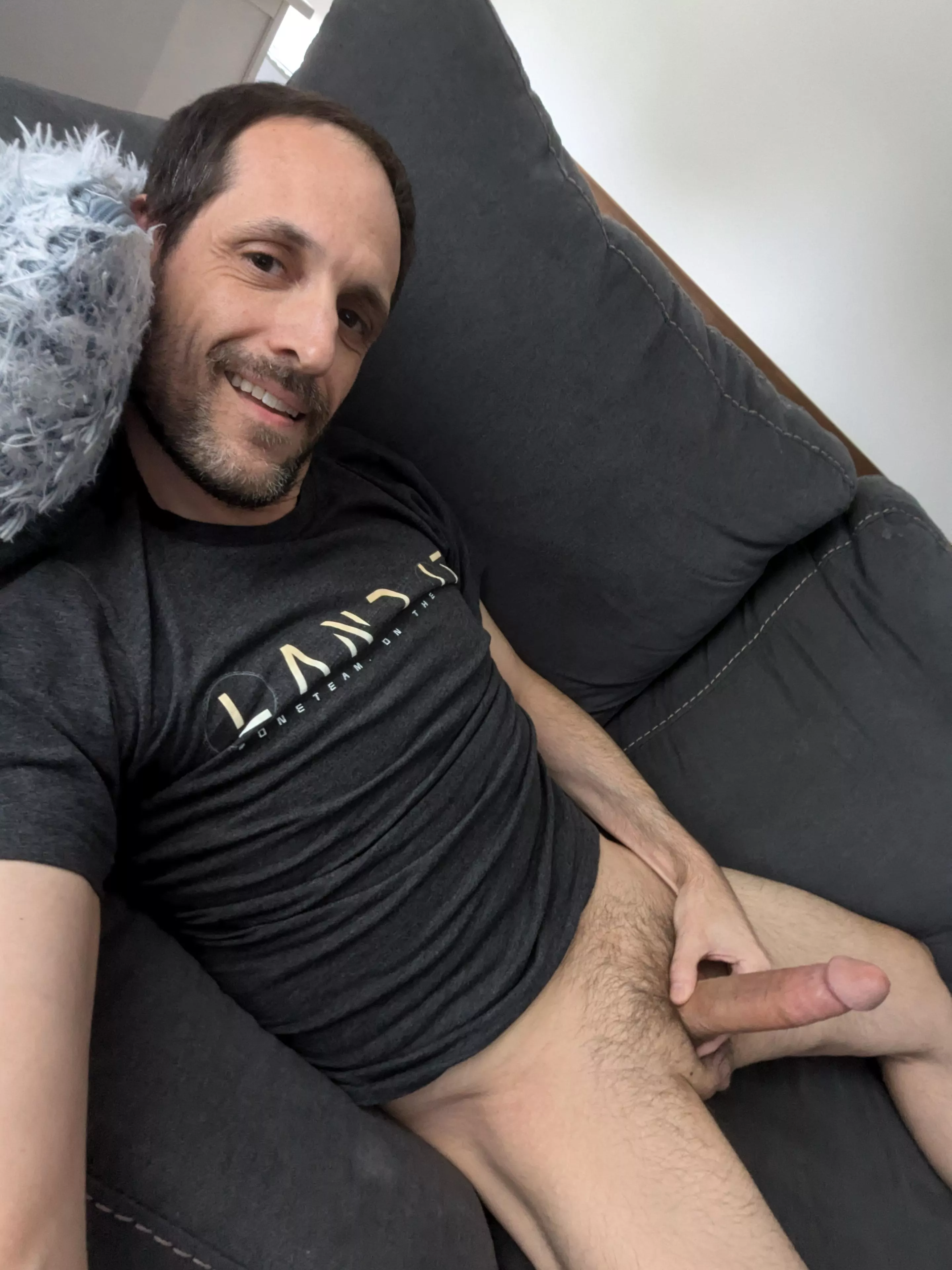 It's so hard working from home [39] posted by MrFunGuyPA