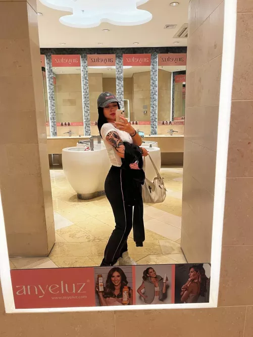 IUTR by toesy_lullaby