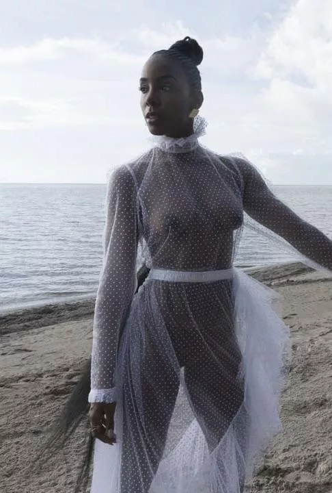 Kelly Rowland posted by SitOnMyFaceMamacita