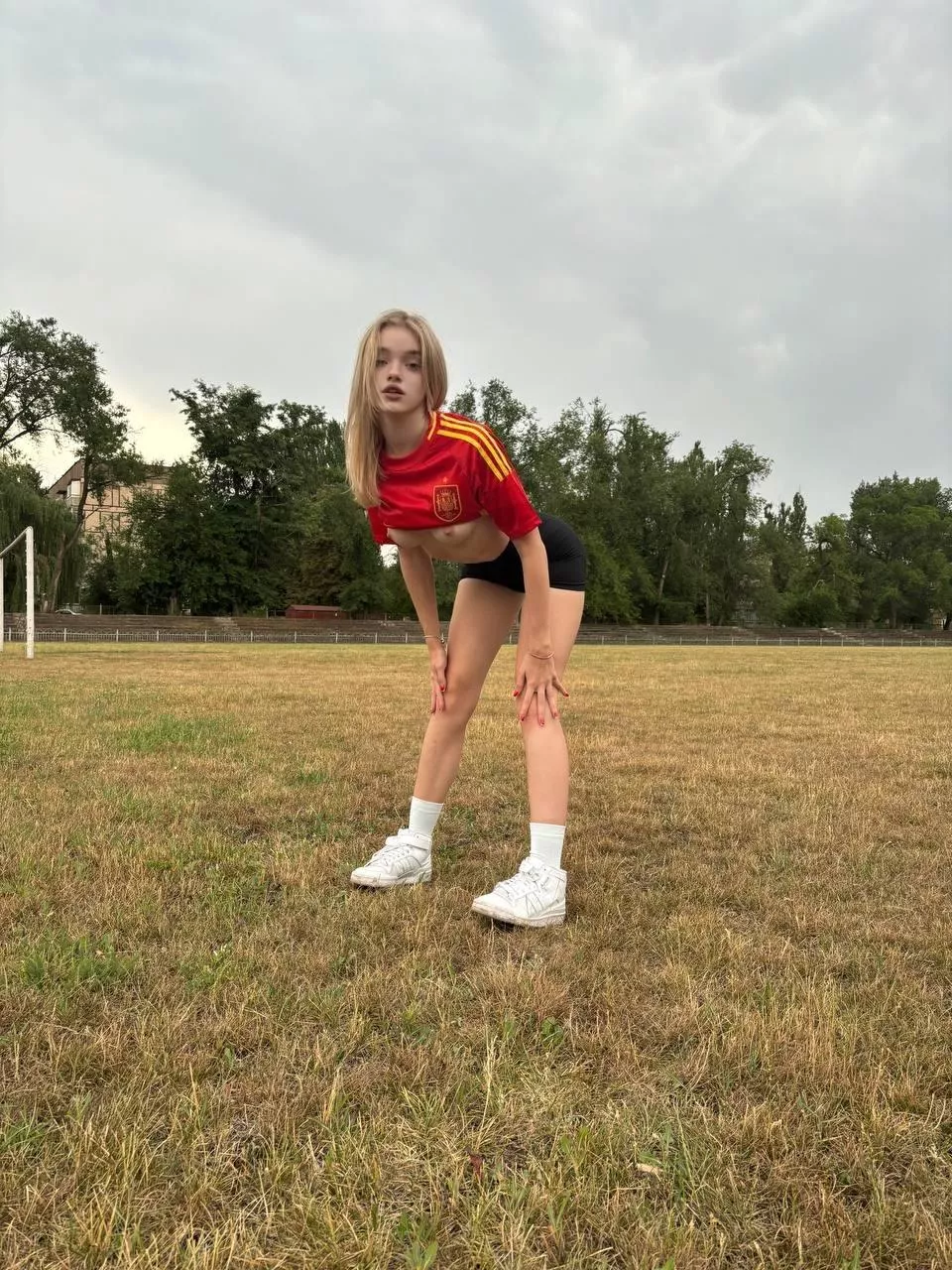 My body loves being outdoors posted by Ritori_Mittori