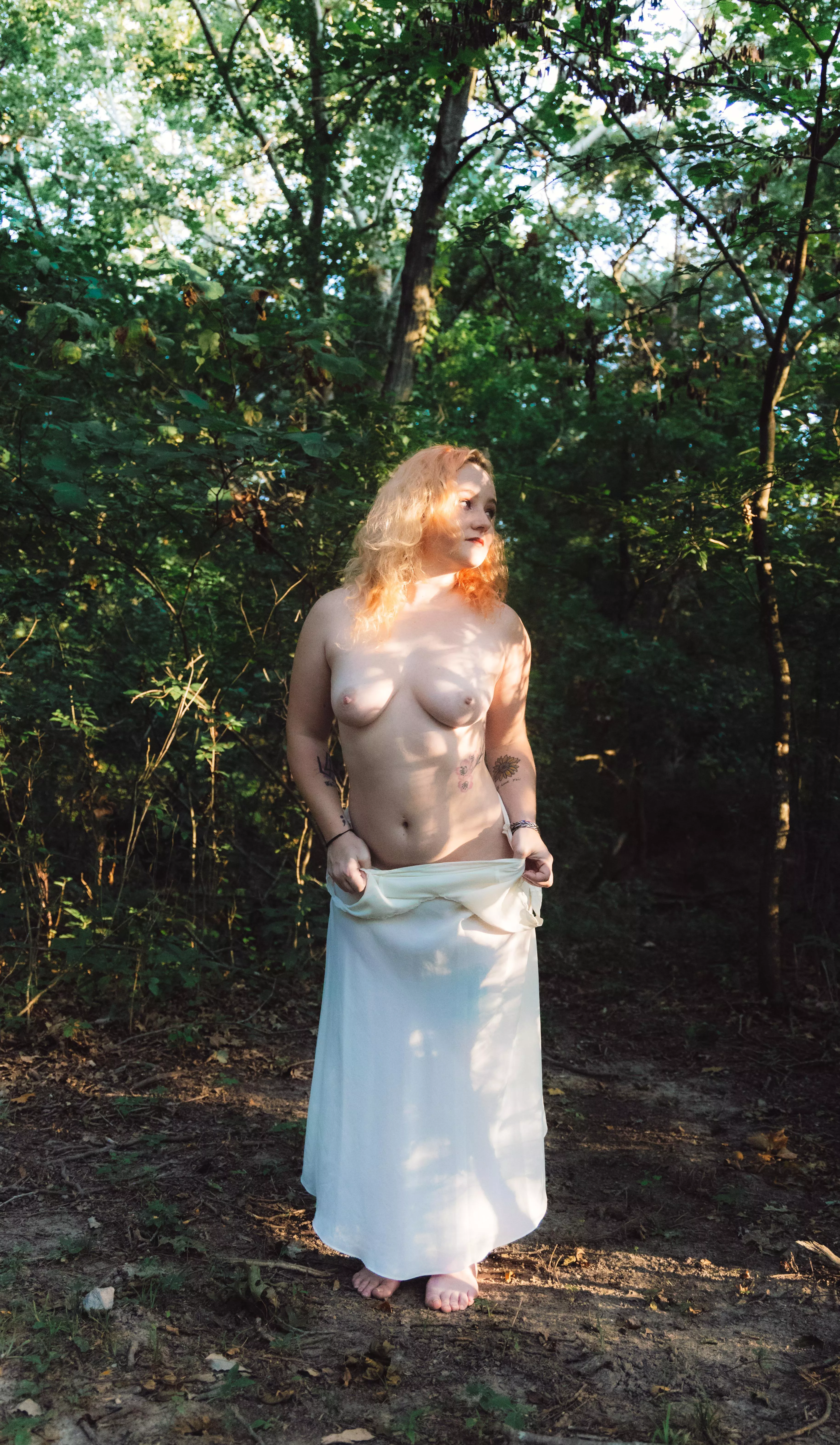 Playing with lights and shadows  posted by LexieRexiex