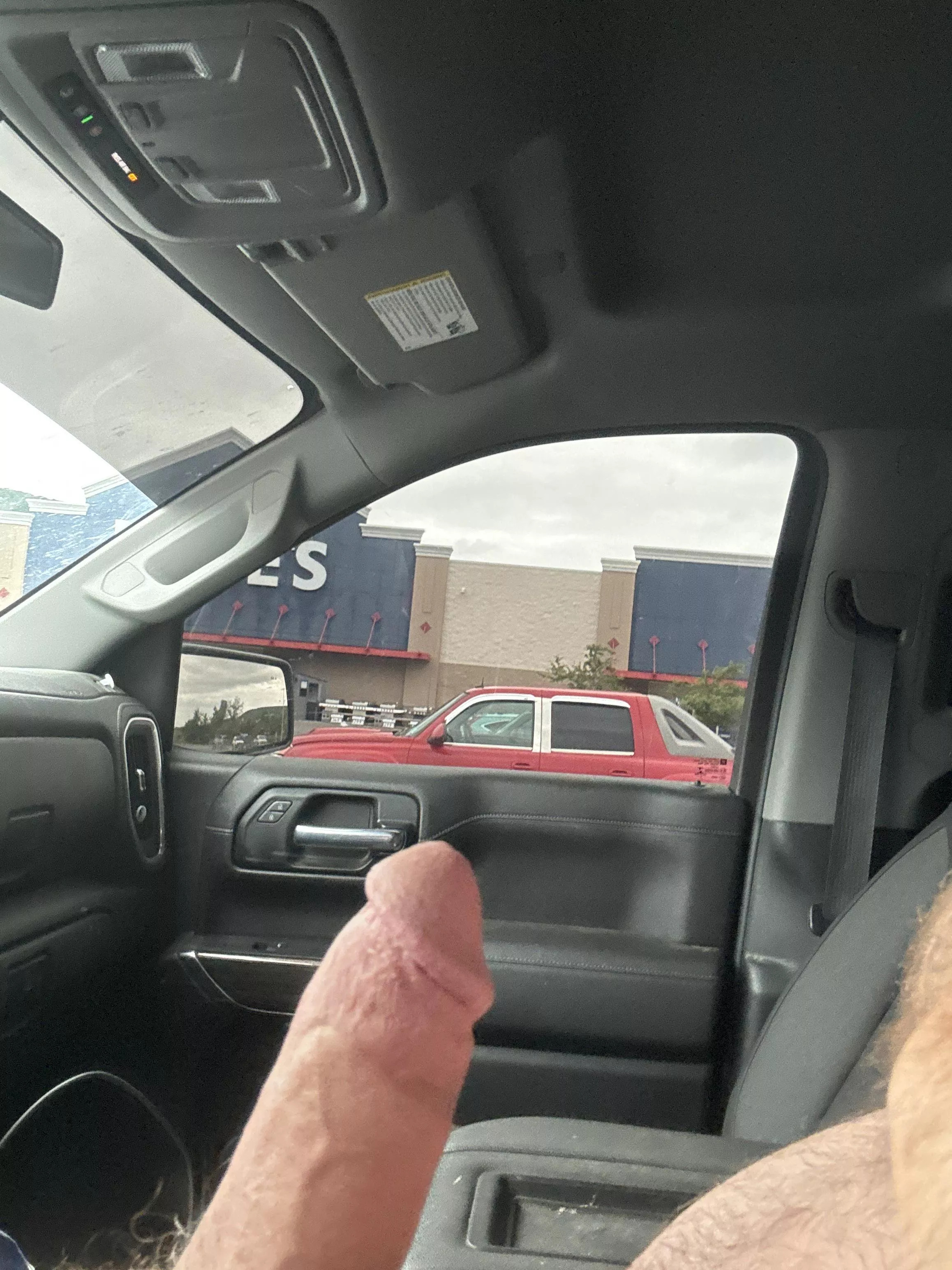 Hanging out 🥰 posted by Tyler1035