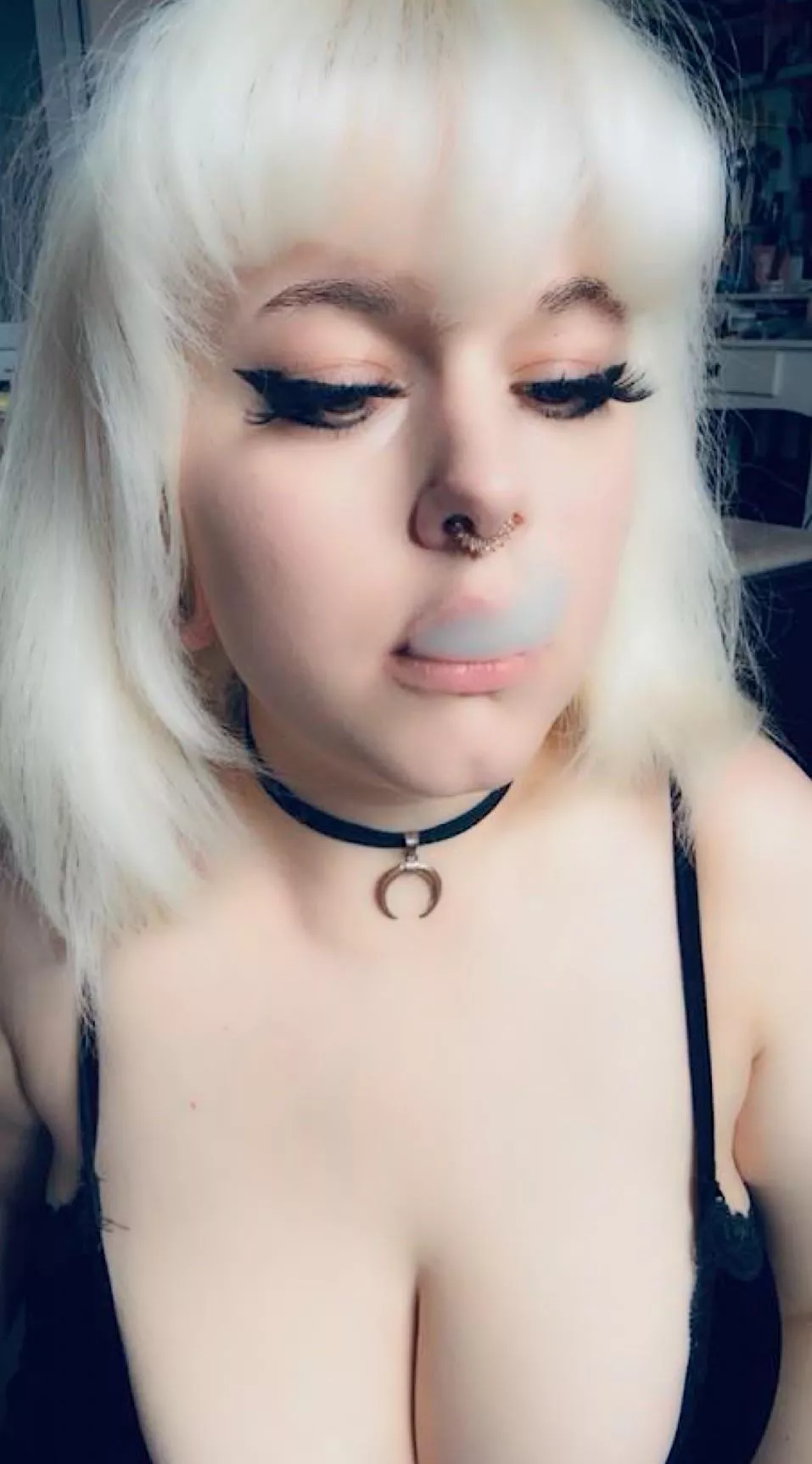 I can’t help it. I love smoking. posted by May_X17
