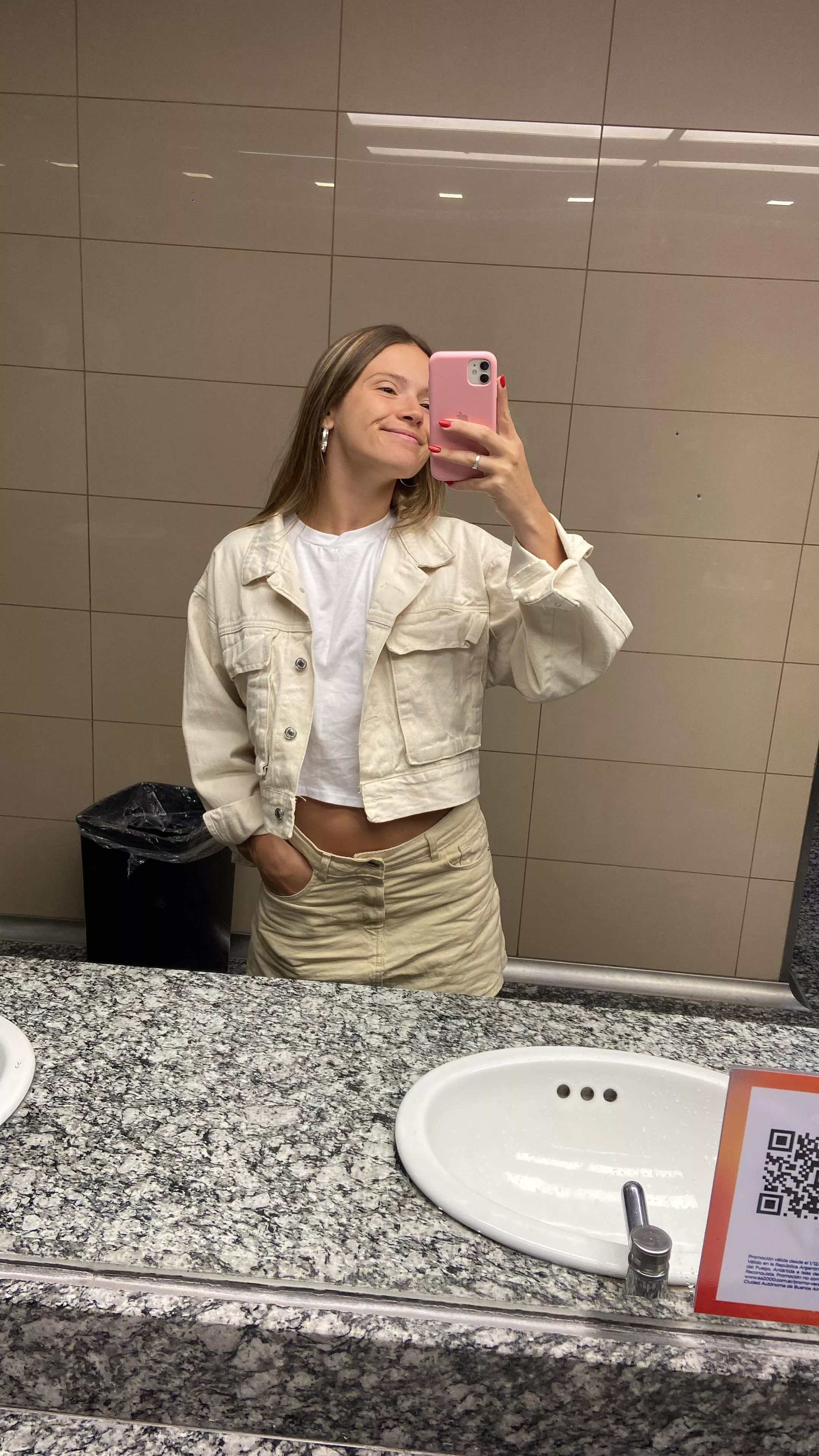 I love being looked at while I walk posted by Hedtrip7