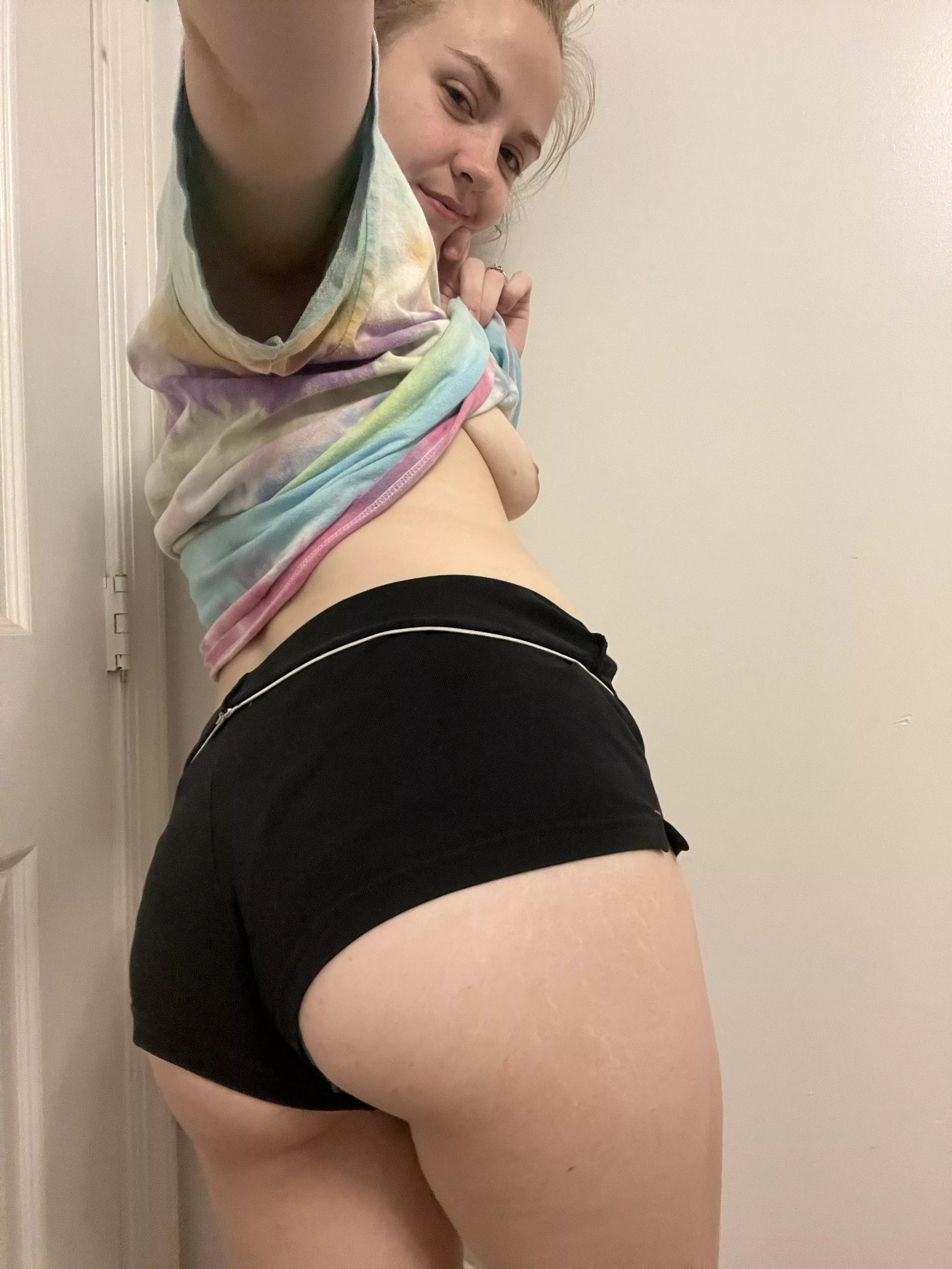 I say booty shorts can be just as good as a sundress  posted by vallarry420