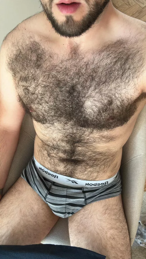 insanely hairy and horny by MessHot2487