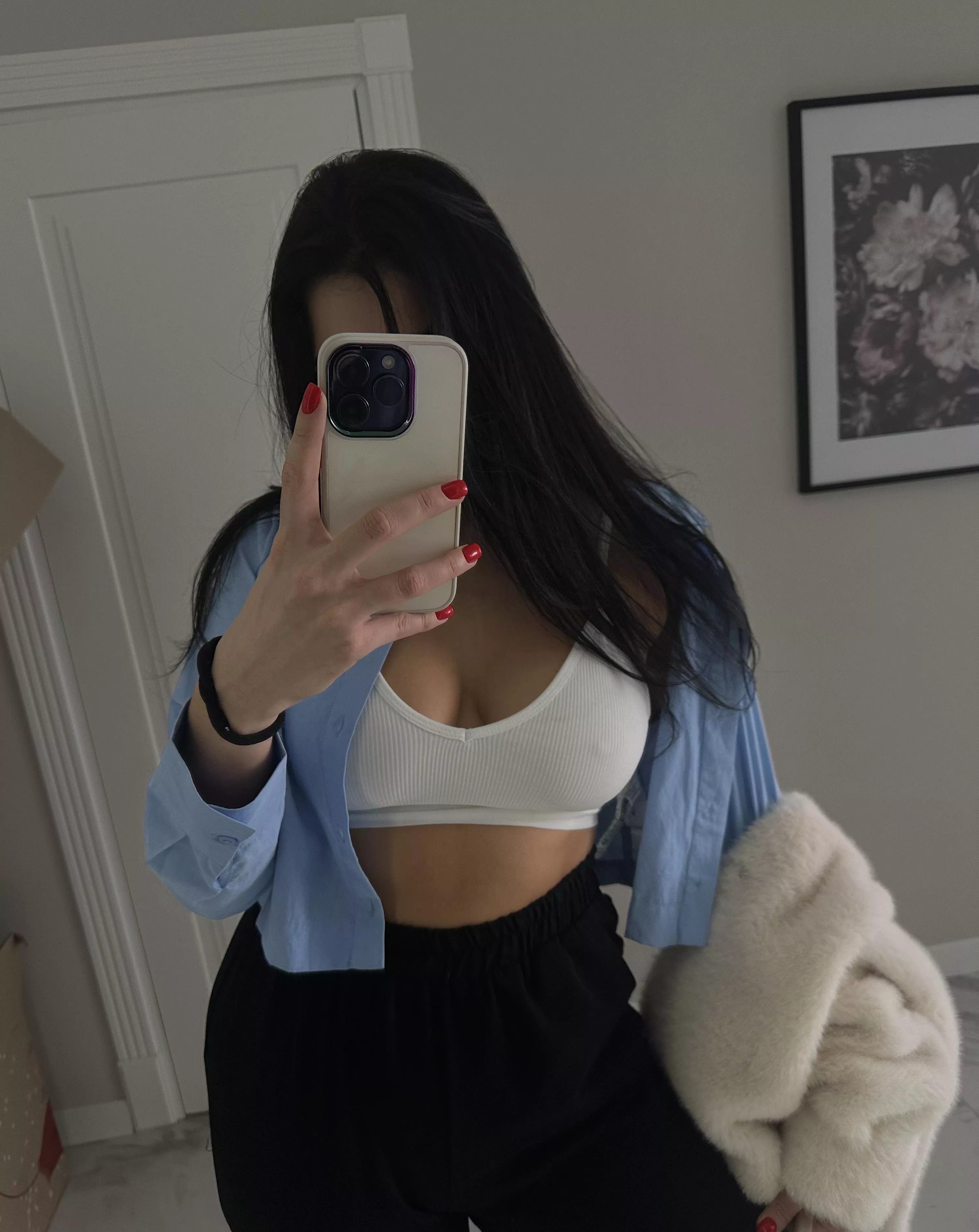 my busty selfie posted by olivia_inspiration