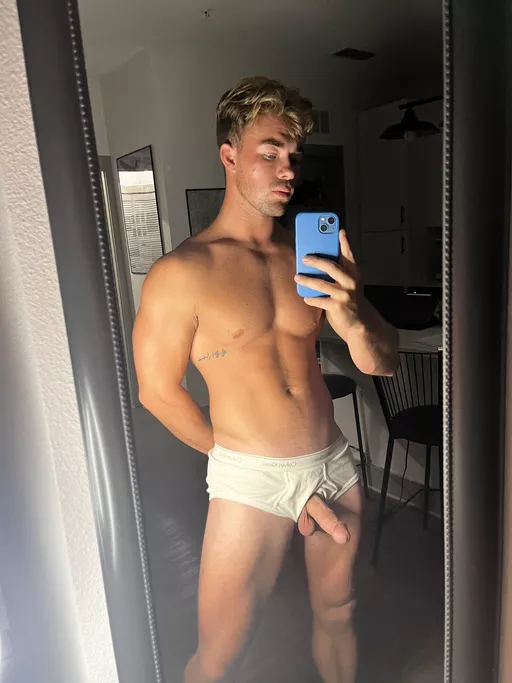 Tell me your favorite way to slack off at work posted by Kir4oBoikovKokor4ev