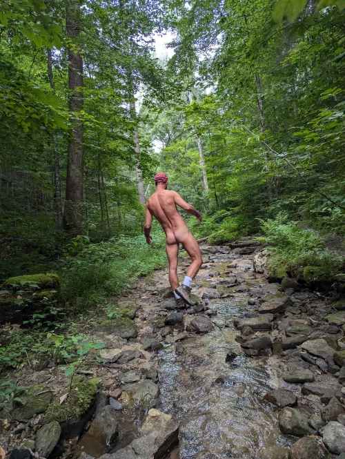 Unsteady footing  by kinkergarten