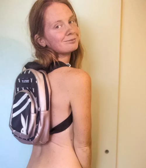 Would a date with me surprise you?🤗 by Redlilyrose