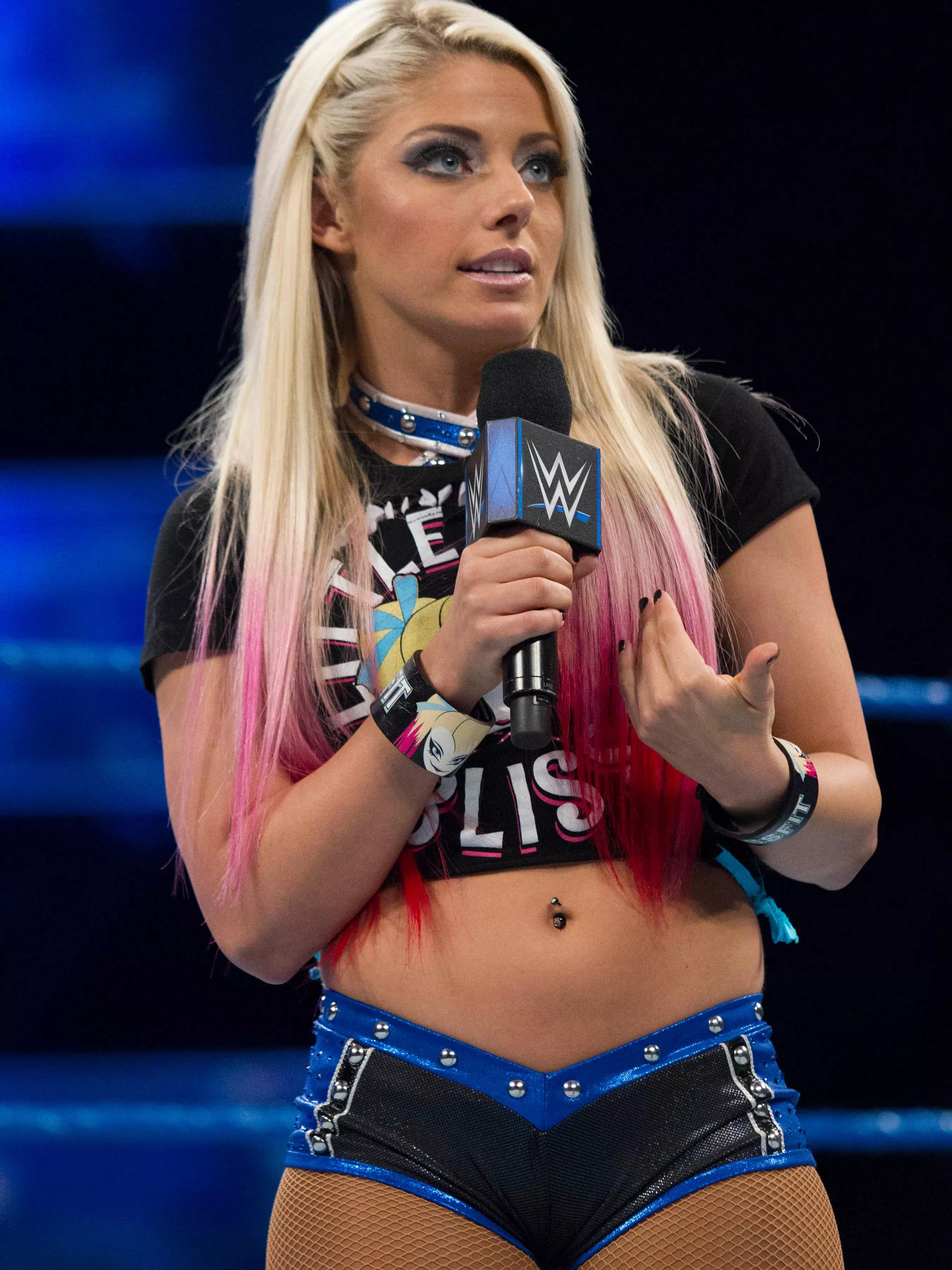 Alexa bliss posted by Any-Weird-7069
