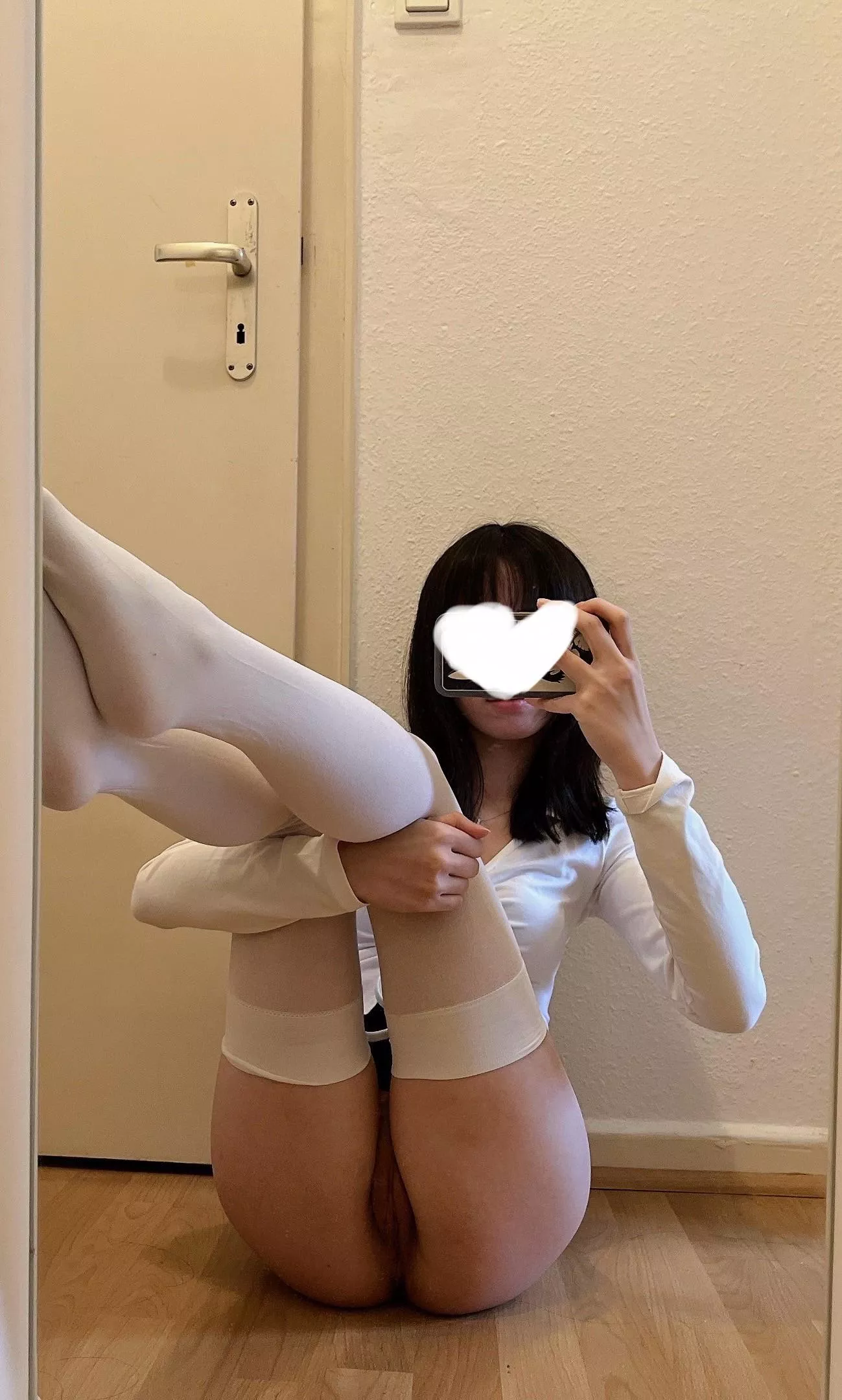 anyone down to pound this chinese cake roughly? posted by petitebbygirl