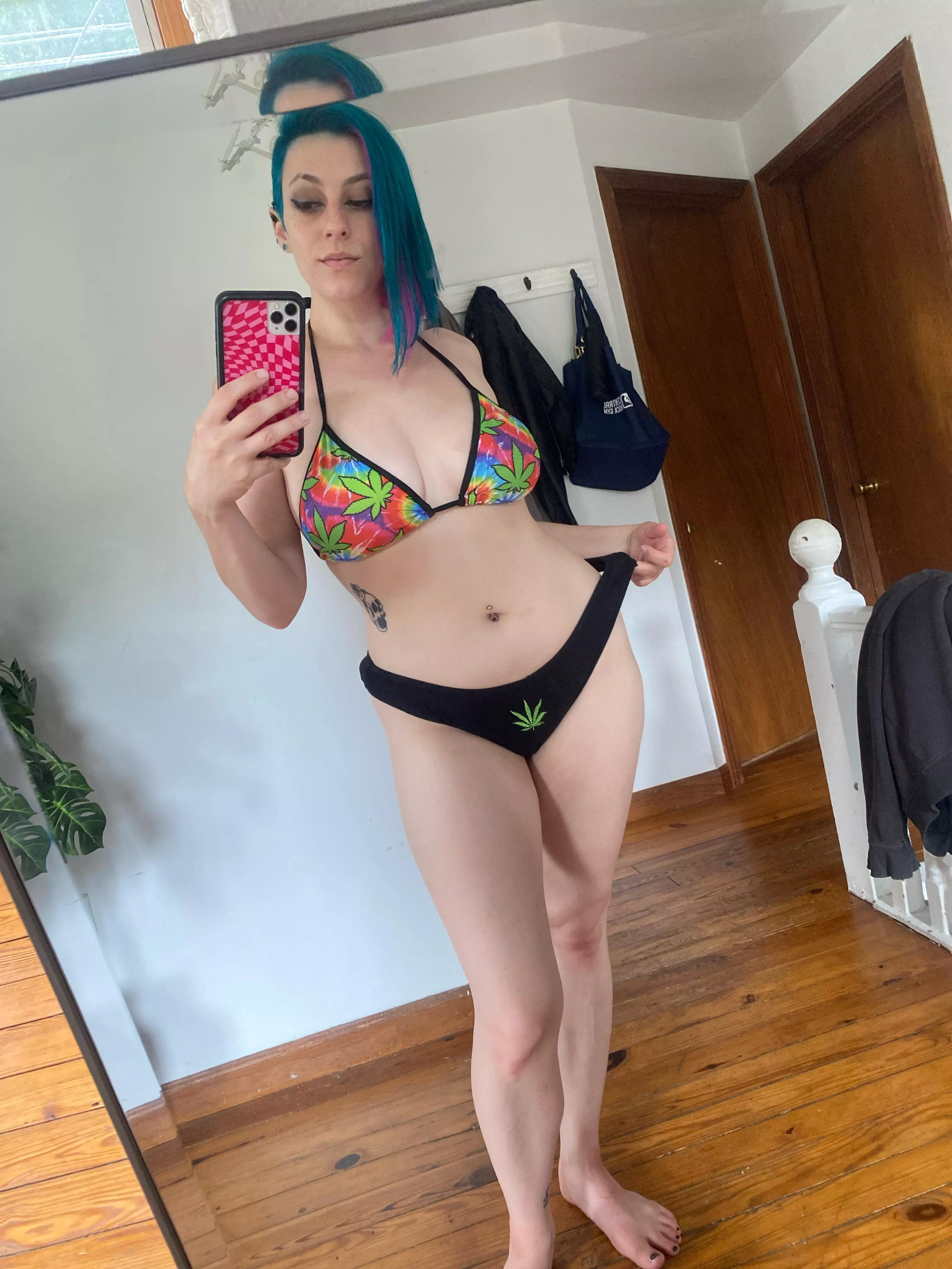 I’m blue! (@Blue-Haze) [Fansly] posted by Blue-Haze-Babe