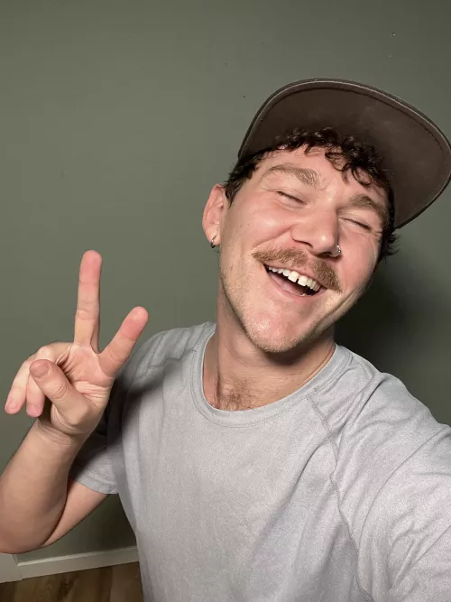 It’s my birthday and a year sober 🍾🍾 (it’s sparkling cider) by xrudeboy95