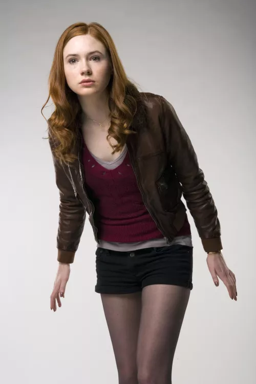 Karen Gillan  by portmaniac