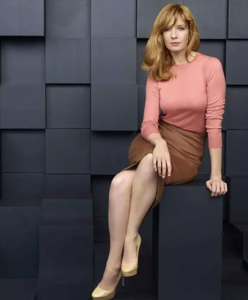 Kelly Reilly. One of the more underappreciated and less talked about hot MILF types by Temporary_Sir_8849