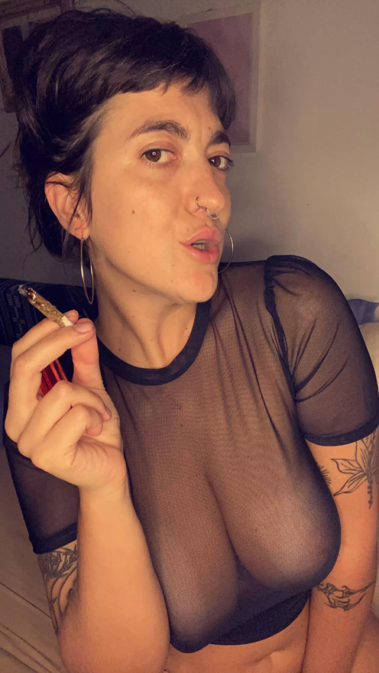 the smoke that I like the most [f] posted by LucyLilith