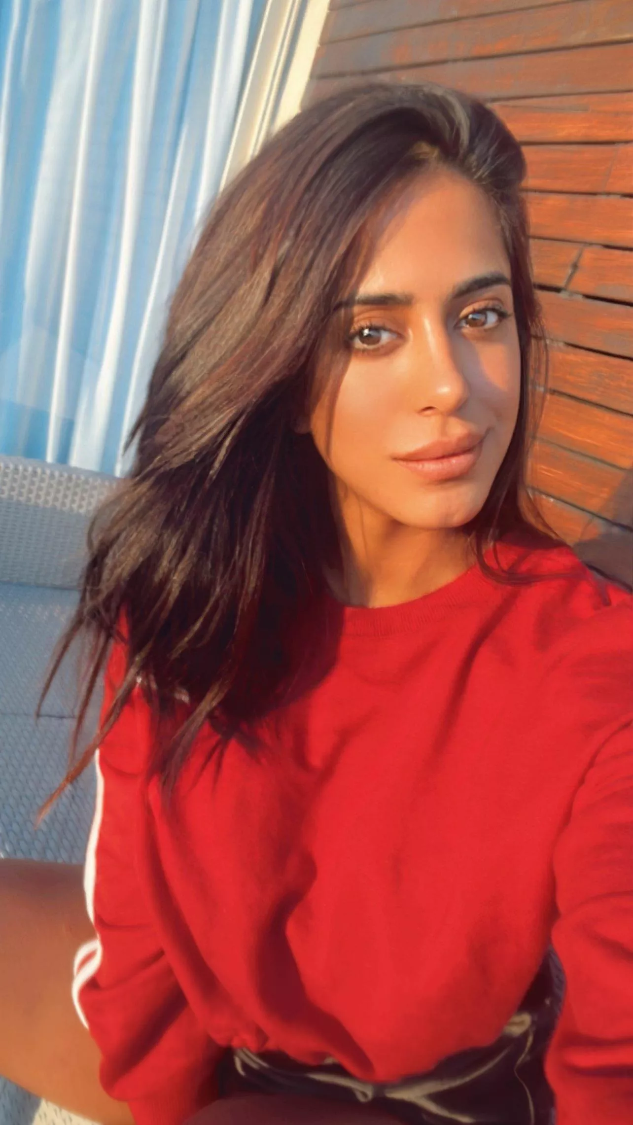 Chilly but cozy  posted by misskittykatxo