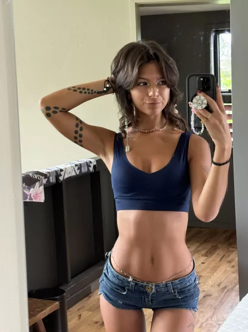 Do you think i'm pretty? by TheCutestGirlEverX