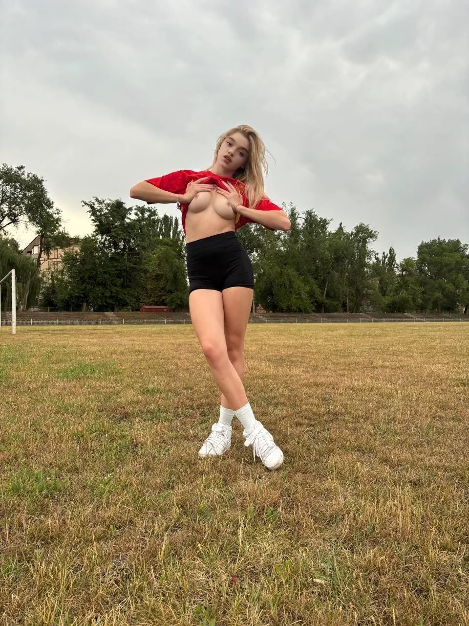 I like to show my tits in public posted by Ritori_Mittori