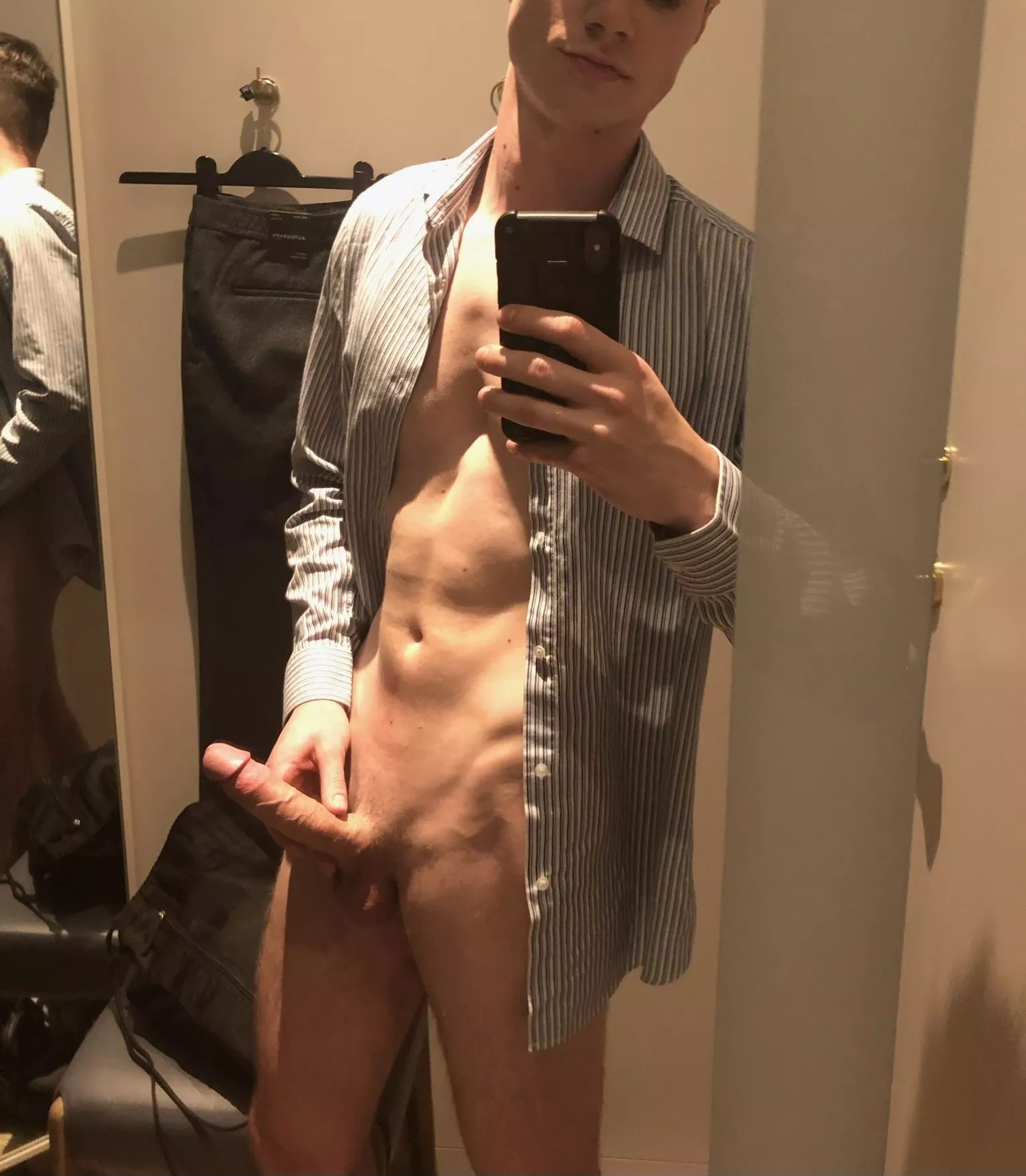Lets get dirty in the changing room [M24] posted by joakimishere