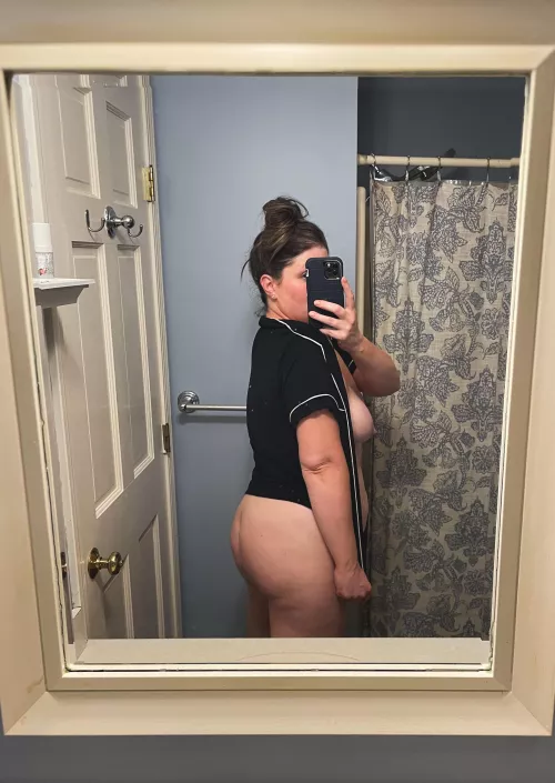 Mom of 5-would you still fuck me? by MomCrushMorgan