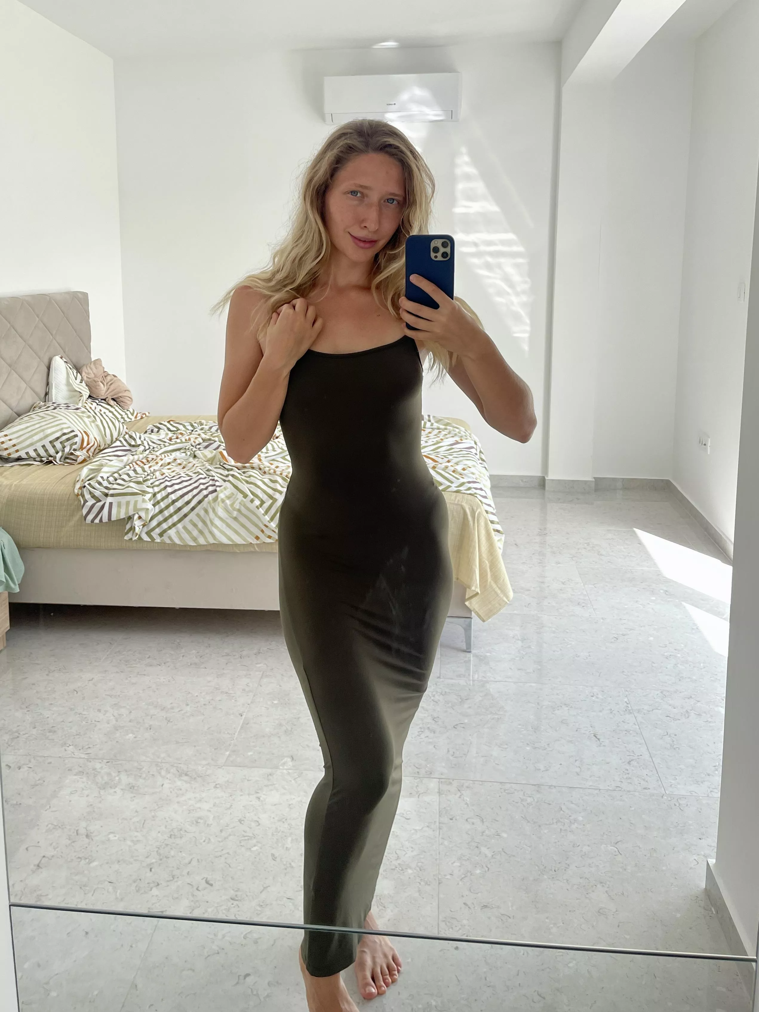 My best green tight dress posted by Kkeysi