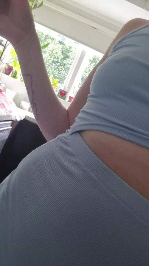 New Zealands cold but atleast i have a warm.... by Witty_Kiwi_6392