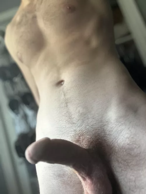 Who wants to suck me off in front of the windows? Give the neighbors a peek 👀 by BodyByWawa