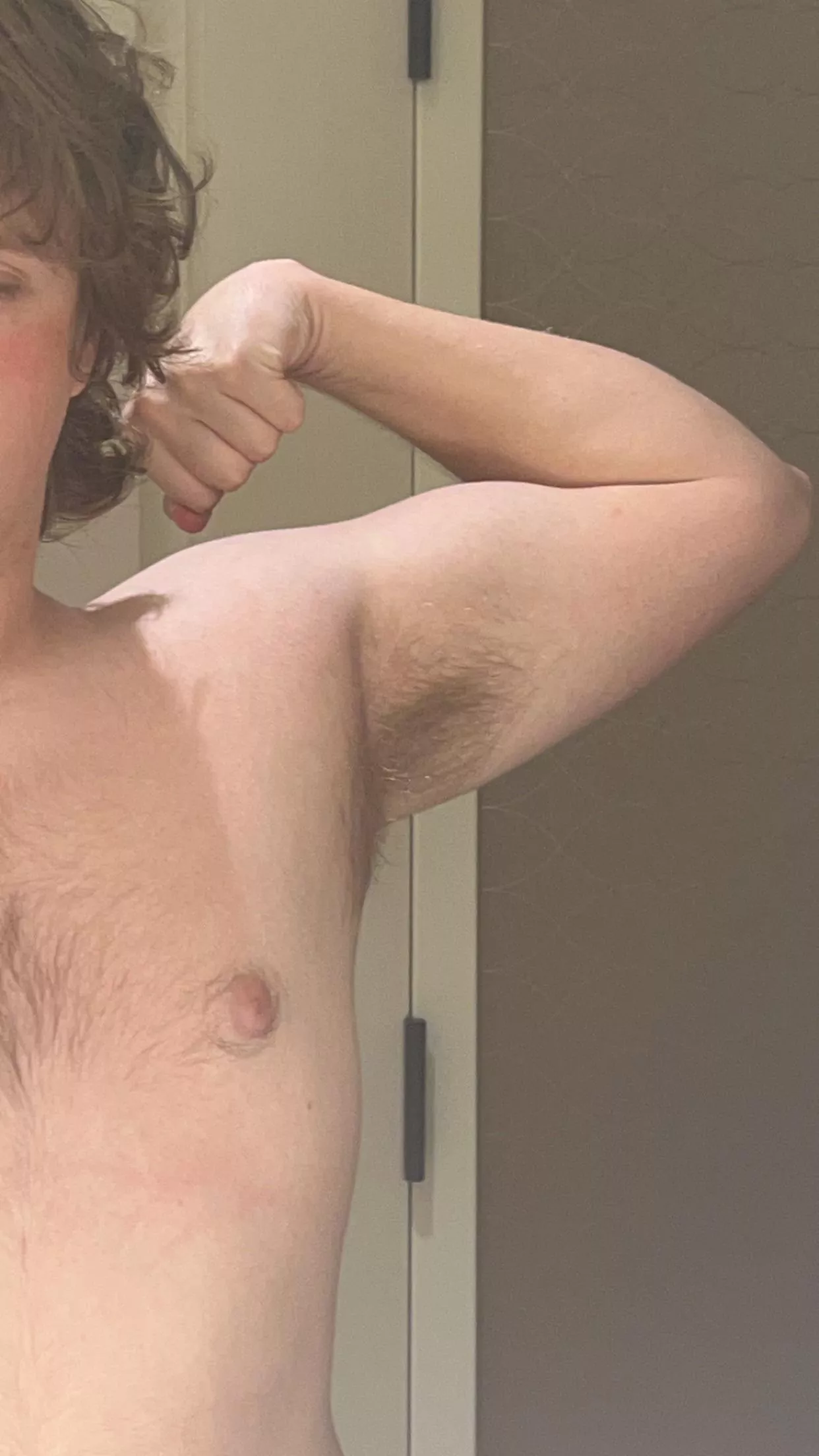 Wish it was hairier tbh posted by uaeboak