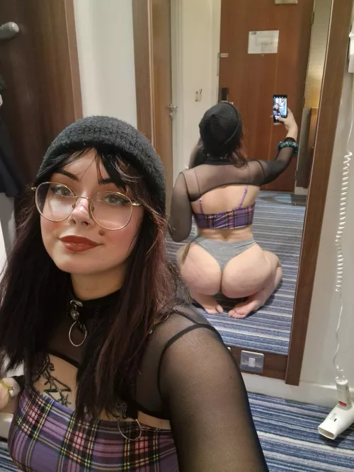 would you fuck my ass in the hotel room? by pastelxwh0re