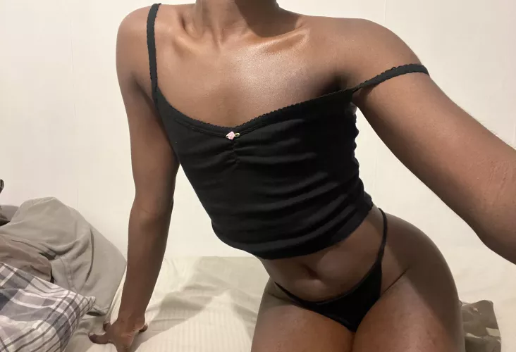 20, bottom. Can I be your girlfriend? by FewWind2300