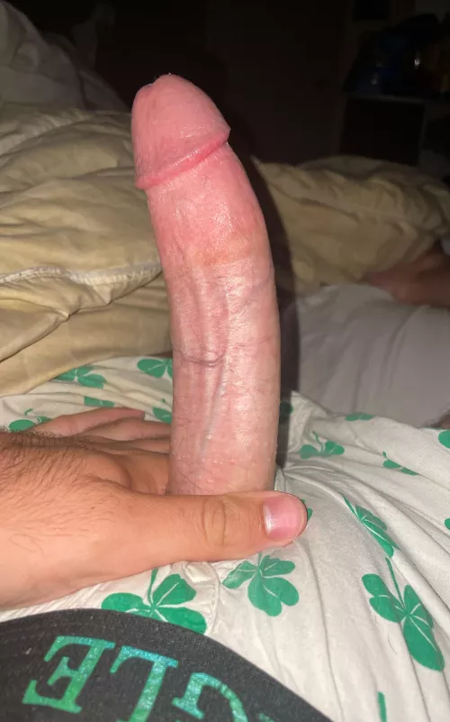 21 frat bro lookin for someone to make my bitch 18+ snap burn1tt by burn1tt