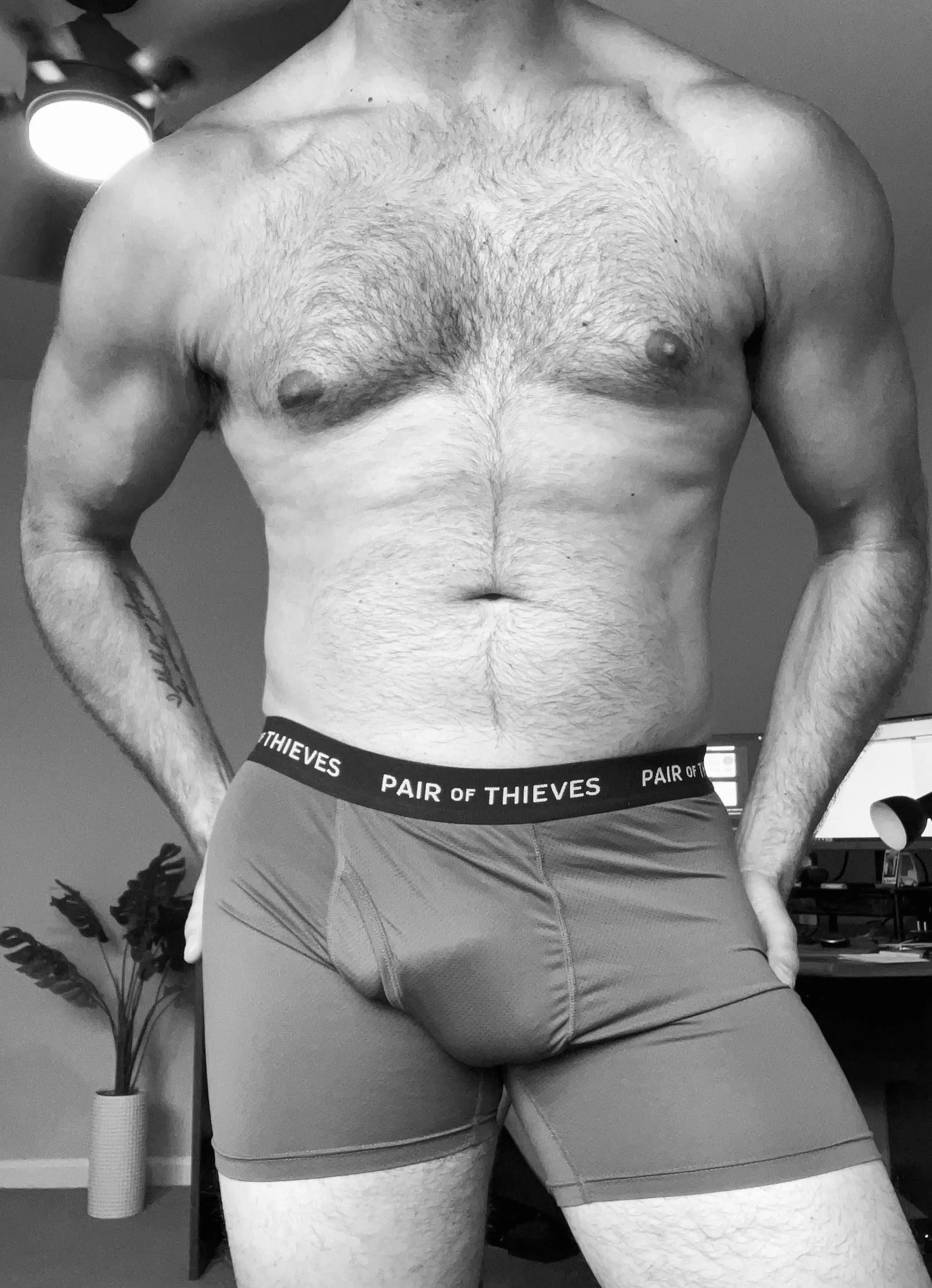 A little artsy pic (34) posted by MutedConflict58