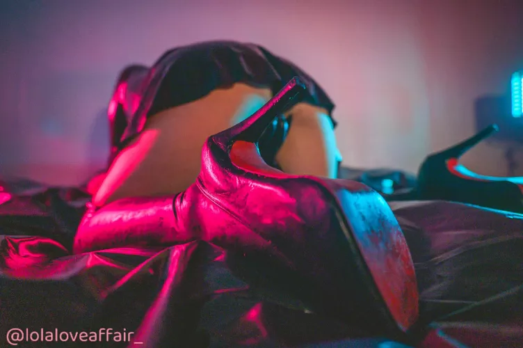 Are heels and skirts are a good duo? by lolaloveaffair