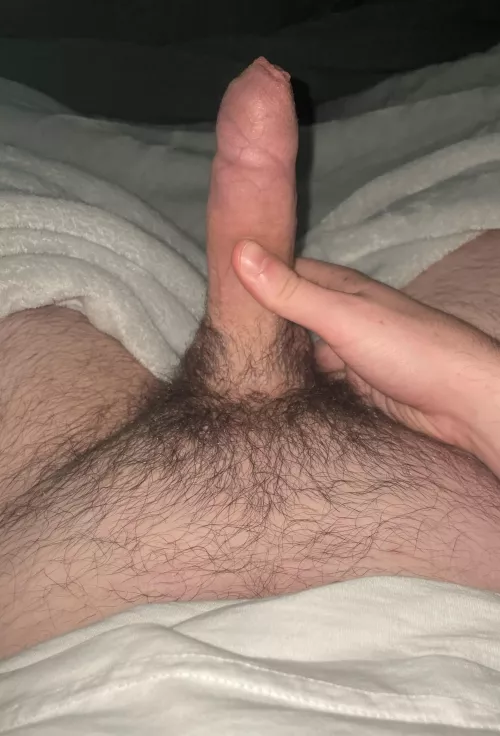 20 m looking to jerk and cum live with other guys @caelc18 by yeahyeett