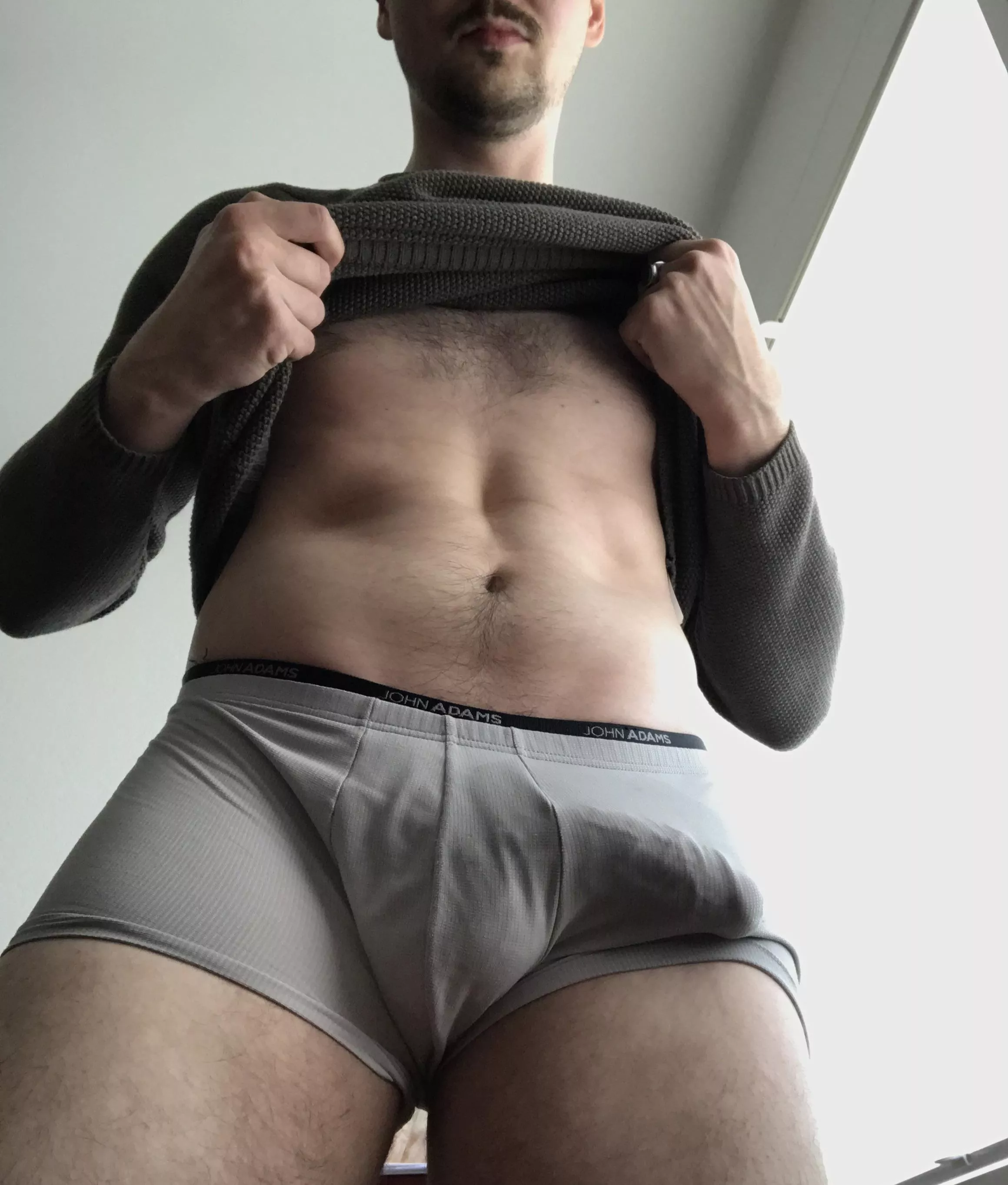 [30] you can trace every vein posted by omgitsthickx