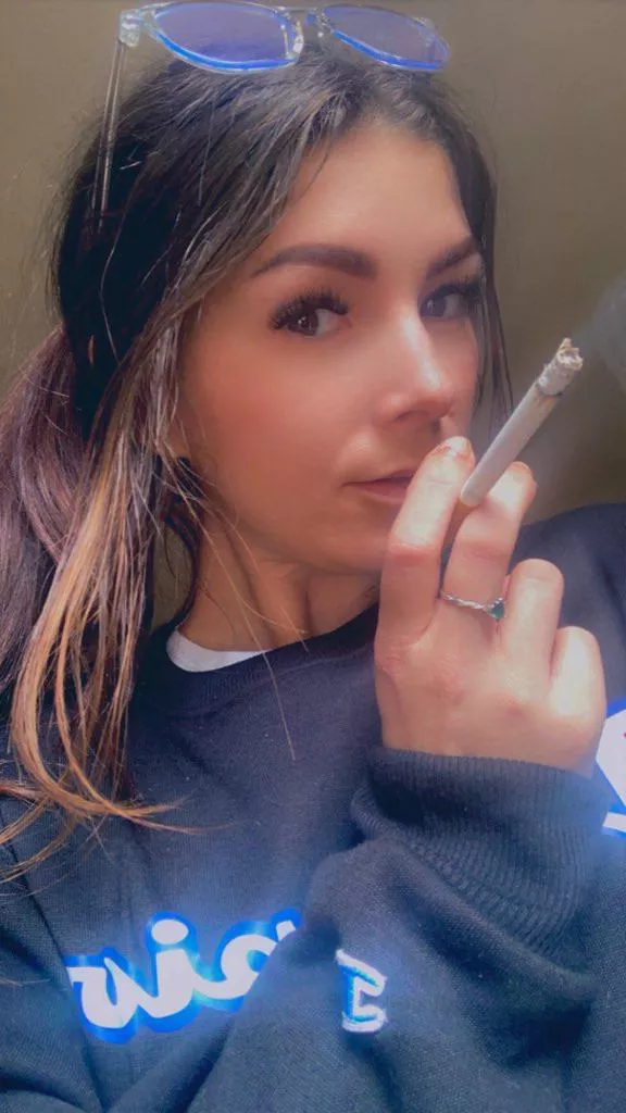 Can I help you ? posted by queenbee3ee