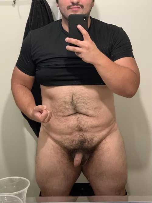 Chubby in all the right places so I’ve been told.. weigh 250lbs so I can toss you around by manu9411