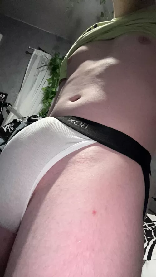 Feel like I'm gonna burst out of these 🥵 by irishowlnight