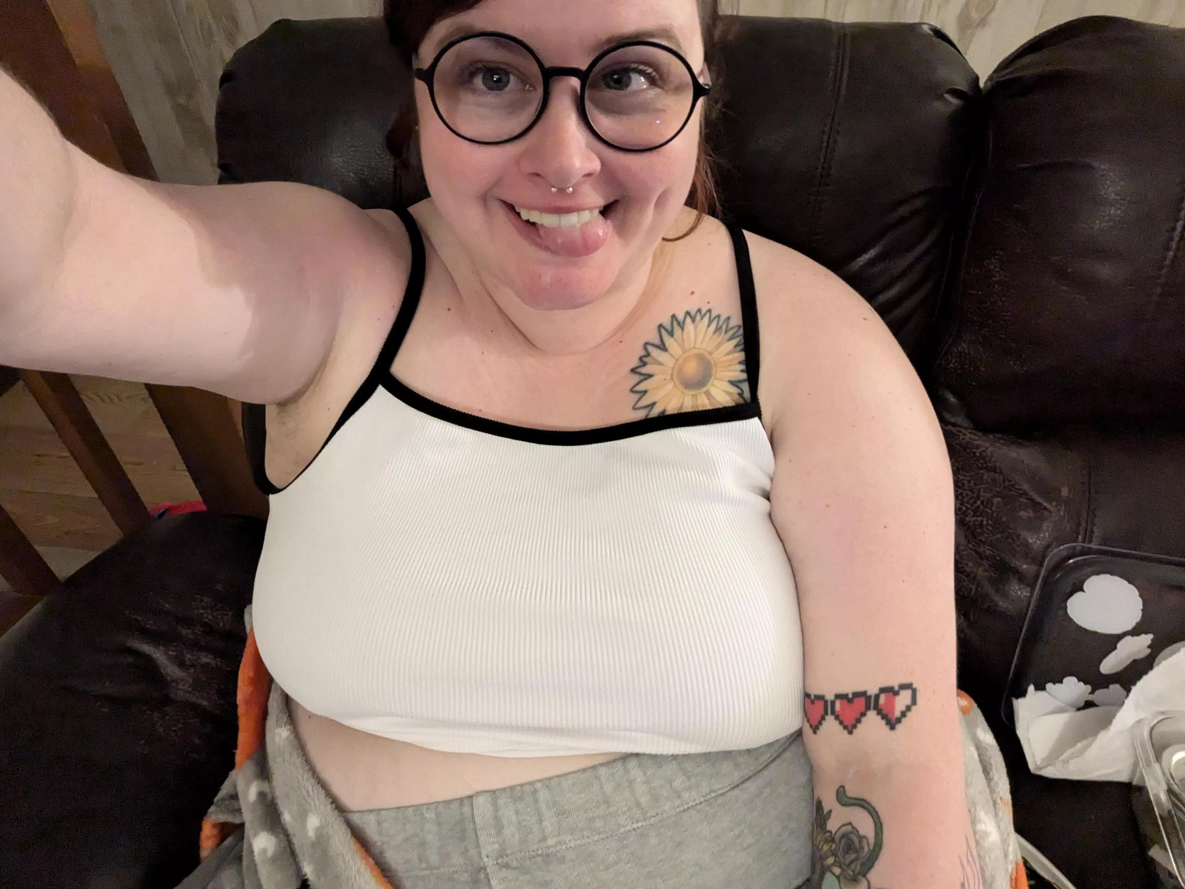 Felt cute 🖤 posted by TrashcanJan