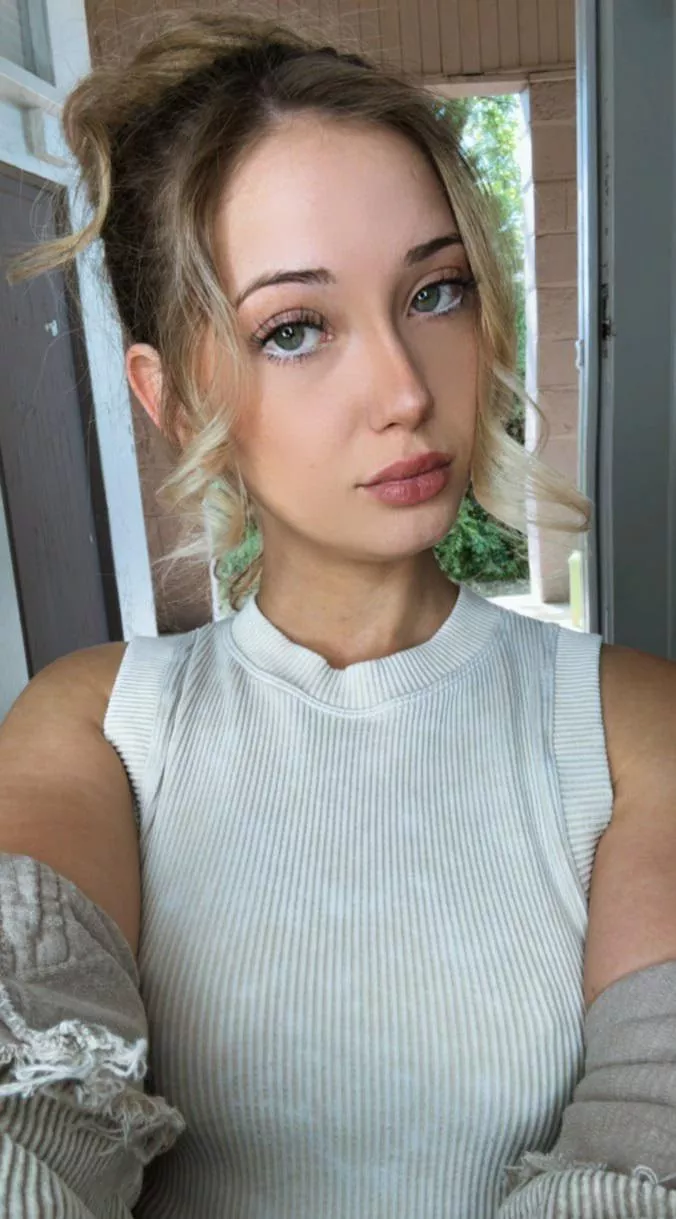 felt so beautiful  posted by Ok_Acanthisitta160