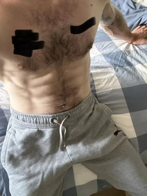 Hard to stay hidden by rollin_W_the_changes