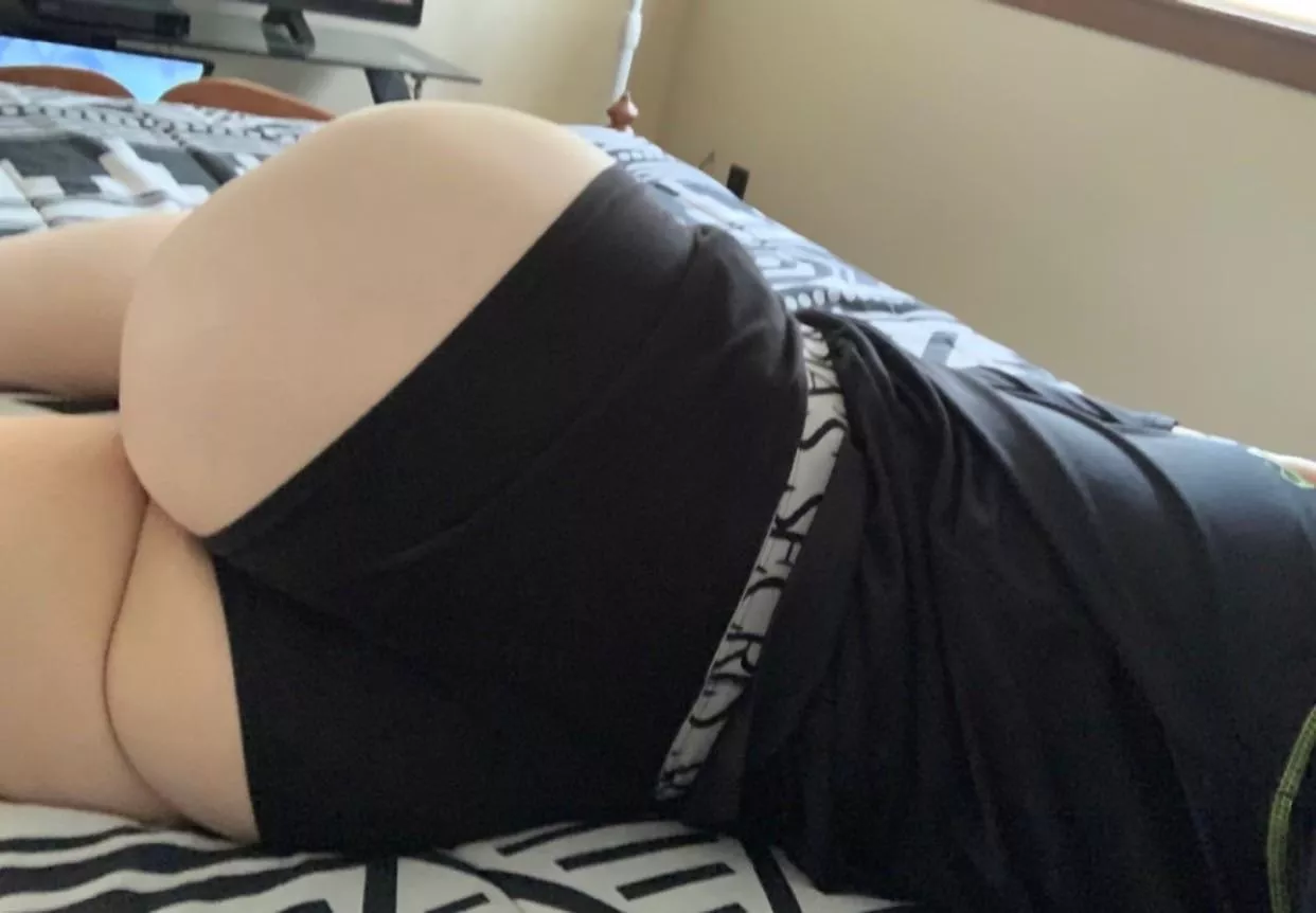 I wanna fuck the cum out of you. posted by Babygirlbrdl22