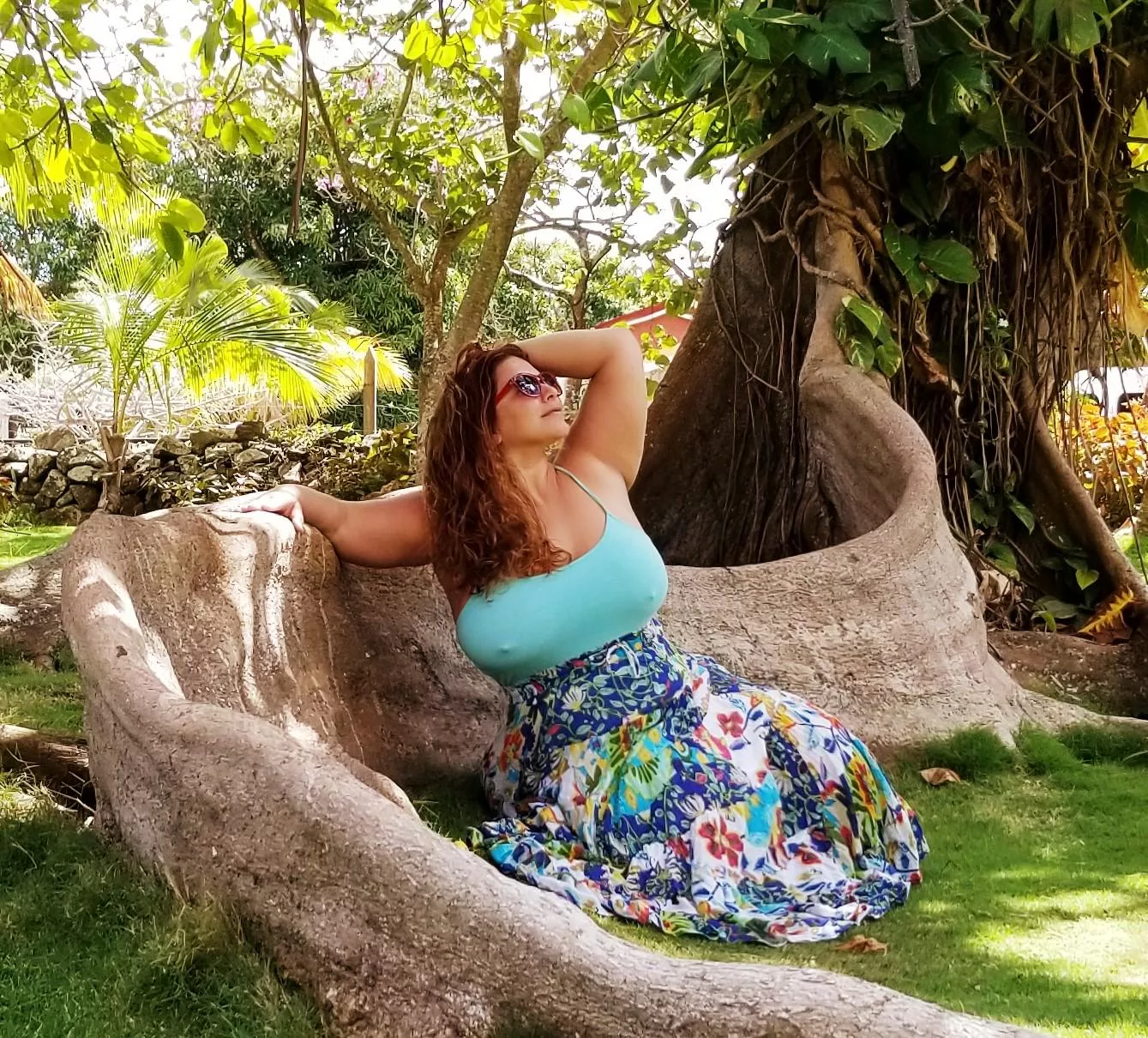 London Andrews  posted by evenflow_2991