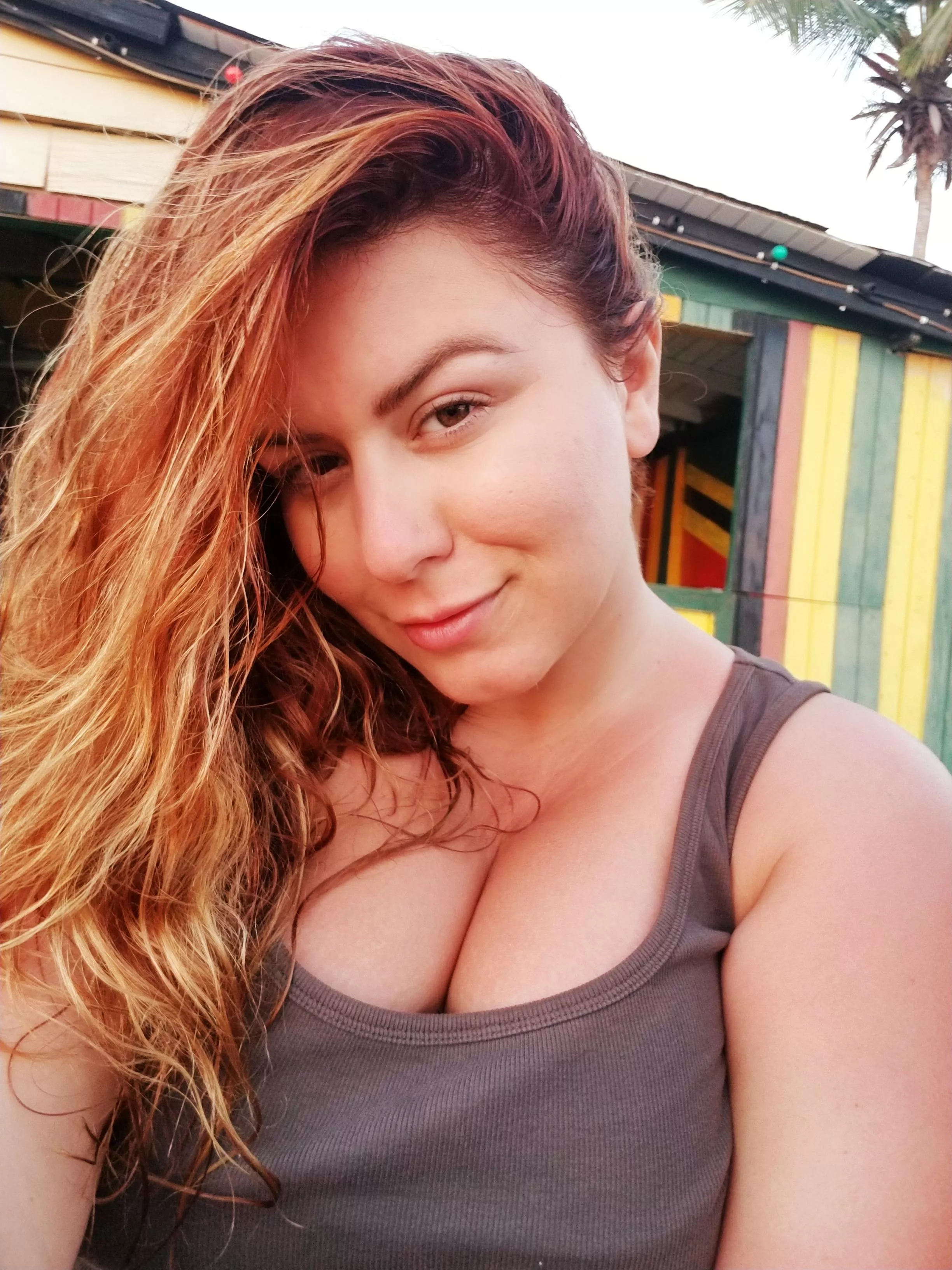 London Andrews  posted by evenflow_2991