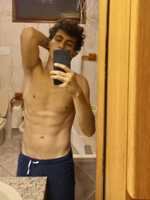 My sleeping outfit 😴 by Nearby-Somewhere-909