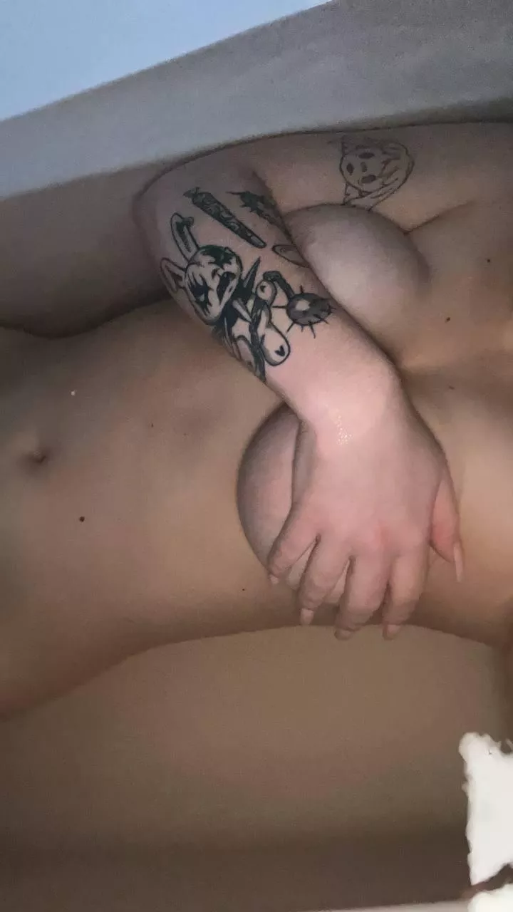 Picture after long day posted by Pamella_M